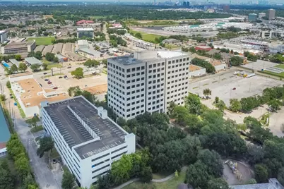 9800 Centre Parkway #1004, Houston, TX 77036 - Photo 17