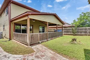 13119 Lindenloch Ln, Houston, TX 77085 - Photo 15