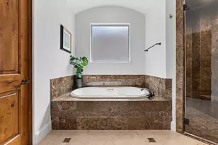 22 Johnathan Landing Court, The Woodlands, TX 77389 - Photo 17