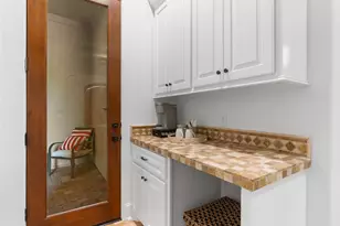 22 Johnathan Landing Court, The Woodlands, TX 77389 - Photo 29