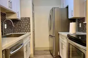 6402 Del Monte Dr, Houston, TX 77057 - Photo 5