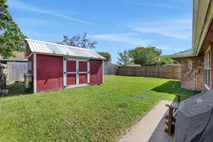 8515 Oakhaven Rd, La Porte, TX 77571 - Photo 9