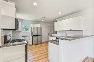 4924 Austin Dr, Galveston, TX 77551 - Photo 3