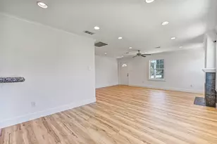 4924 Austin Dr, Galveston, TX 77551 - Photo 7