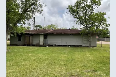 1208 W 10th Street #1212, Freeport, TX 77541 - Photo 11