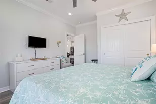 956 Biscayne, Crystal Beach, TX 77650 - Photo 23