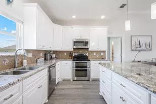 956 Biscayne, Crystal Beach, TX 77650 - Photo 15