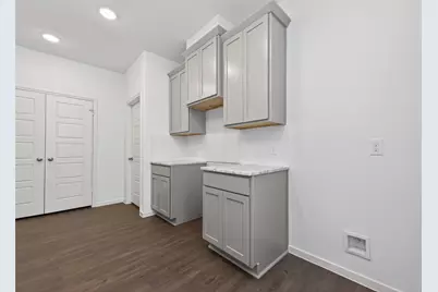 12375 Sunset Canyon Way, Willis, TX 77318 - Photo 9