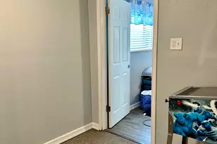 4224 Fort Bend Dr, Galveston, TX 77554 - Photo 23