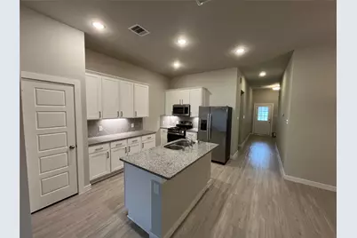 819 Deerhurst Lane, Magnolia, TX 77354 - Photo 3