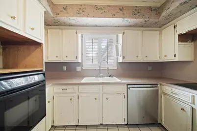 13107 Paradise Valley Drive, Houston, TX 77069 - Photo 5