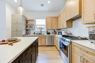 18 Sidney St, Houston, TX 77003 - Photo 13