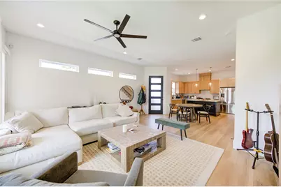 18 Sidney Street #A, Houston, TX 77003 - Photo 5