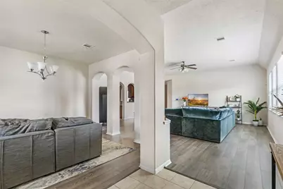 13602 Kodiak Brown Bear Street, Crosby, TX 77532 - Photo 5