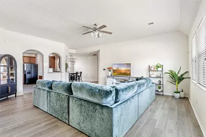 13602 Kodiak Brown Bear Street, Crosby, TX 77532 - Photo 9