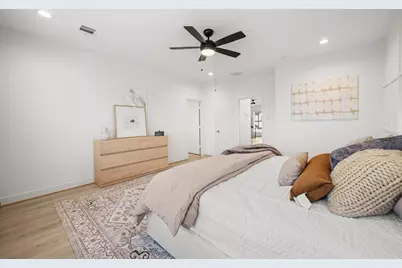 8906 Covenant Place, Houston, TX 77055 - Photo 15