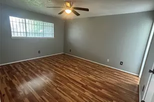 12806 Fern Forest Dr, Houston, TX 77044 - Photo 11
