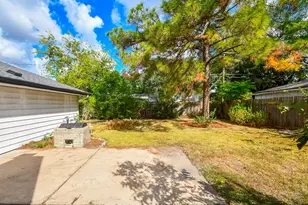 8218 Hazen St, Houston, TX 77036 - Photo 31