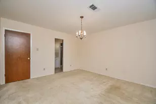 8218 Hazen St, Houston, TX 77036 - Photo 11