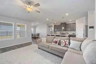 6915 Ventura Dr, Rosharon, TX 77583 - Photo 5