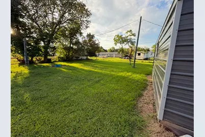 51 Burke Ct, Jones Creek, TX 77541 - Photo 21