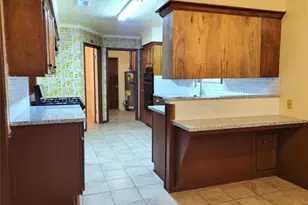 12811 Stillington Dr, Houston, TX 77015 - Photo 9