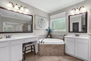 14 Larchfield Ct, Tomball, TX 77375 - Photo 25