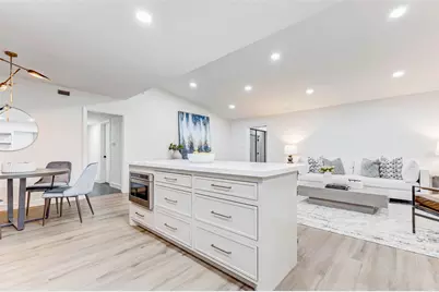 9219 Timberside Drive, Houston, TX 77025 - Photo 27