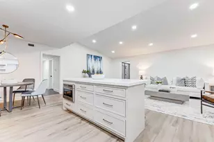 9219 Timberside Dr, Houston, TX 77025 - Photo 27