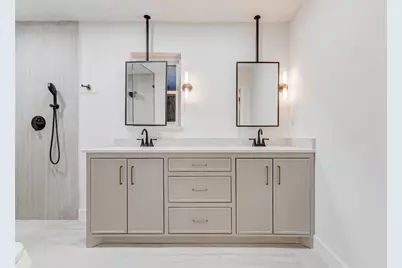 9219 Timberside Drive, Houston, TX 77025 - Photo 31