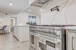 9219 Timberside Dr, Houston, TX 77025 - Photo 25