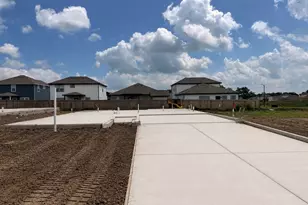 10613 Knox Lndg Dr, Bryan, TX 77845 - Photo 1