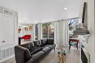 2333 Bering Dr, Houston, TX 77057 - Photo 11