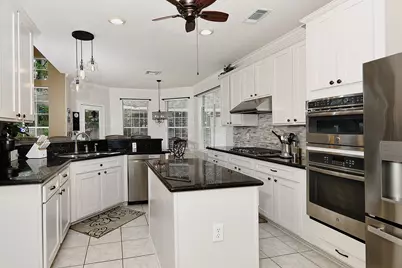 62 N Linton Ridge Cir, The Woodlands, TX 77382 - Photo 15