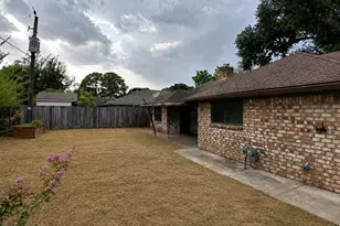 6107 Autumn Arbor Dr, Houston, TX 77092 - Photo 5