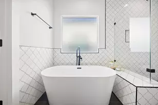 3504 Caplin St, Houston, TX 77026 - Photo 17