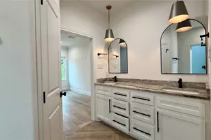 110 Cove Pl Ct, Conroe, TX 77356 - Photo 13