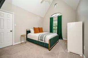 13606 Champions Centre Dr, Houston, TX 77069 - Photo 35