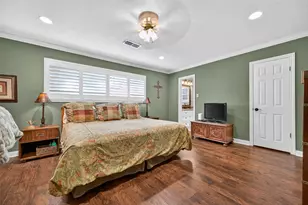 13931 Kingsride Ln, Houston, TX 77079 - Photo 23