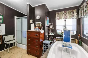 113 Preston Ave, Livingston, TX 77351 - Photo 9