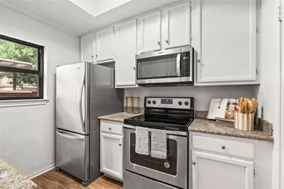11711 Memorial Drive #593, Houston, TX 77024 - Photo 7