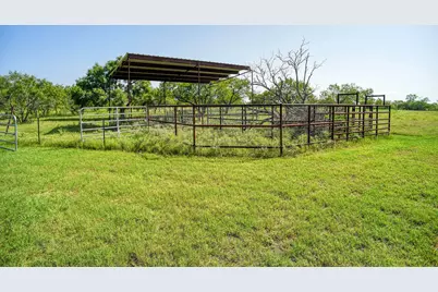 1940 County Road 335, Shiner, TX 77984 - Photo 35