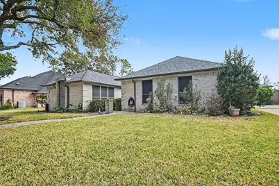 1114 Woodhorn Drive, Houston, TX 77062 - Photo 29