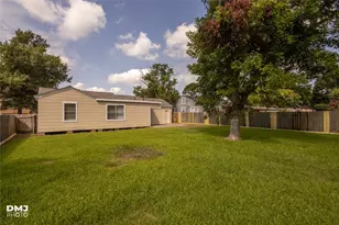 3140 Boyd Ave, Groves, TX 77619 - Photo 23