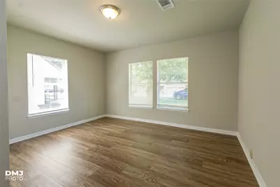 3140 Boyd Avenue, Groves, TX 77619 - Photo 3