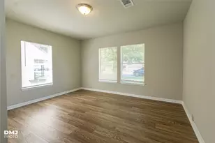 3140 Boyd Ave, Groves, TX 77619 - Photo 3
