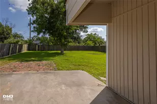 3140 Boyd Ave, Groves, TX 77619 - Photo 21