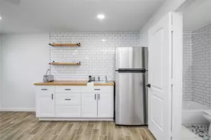 1924 Chapman St, Houston, TX 77009 - Photo 9