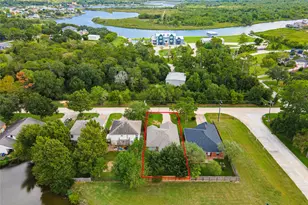 4337 Country Club Dr, Dickinson, TX 77539 - Photo 1
