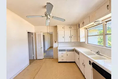 5551 Aspen Street, Houston, TX 77081 - Photo 13